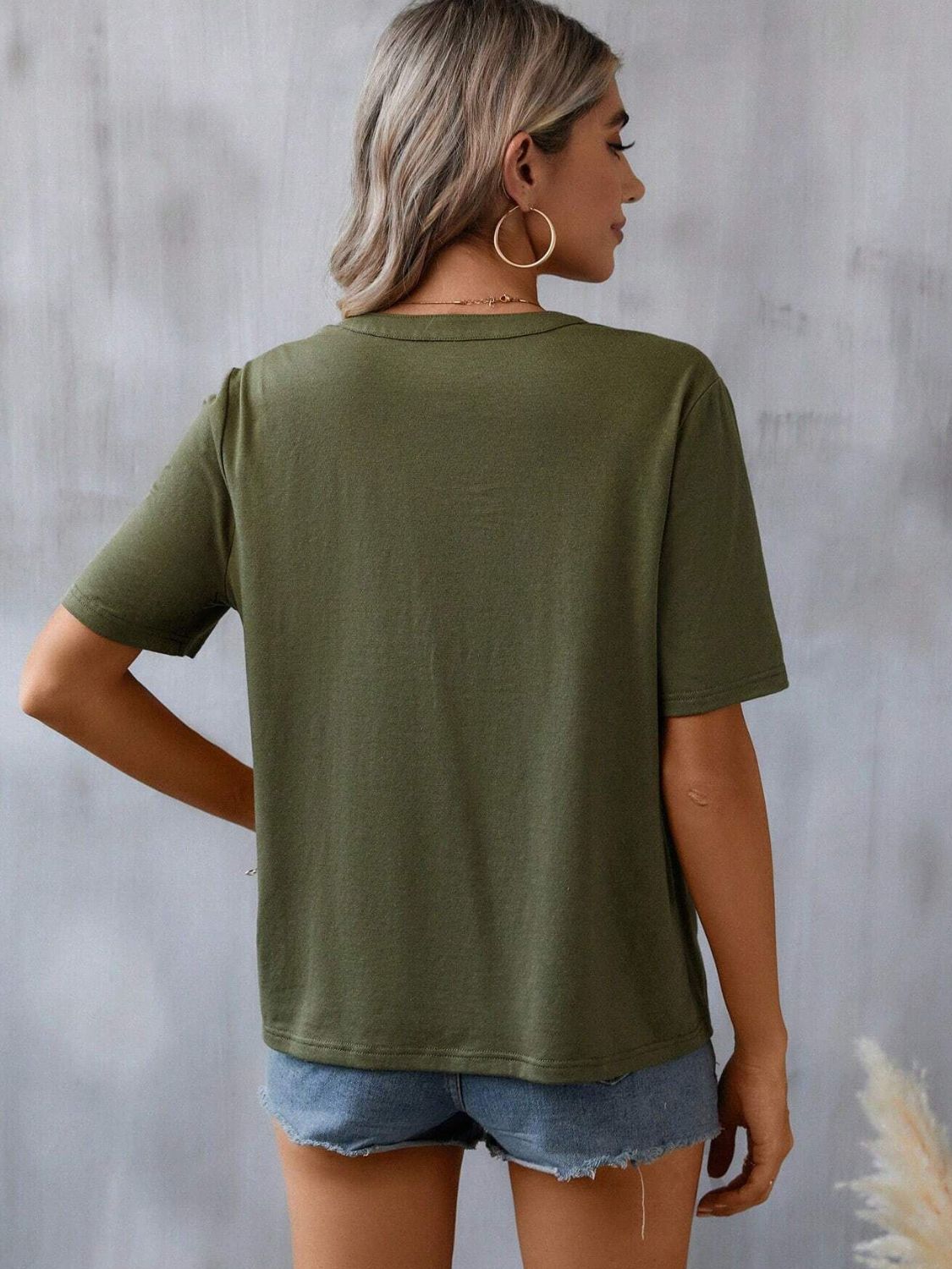 Embroidered Notched Short Sleeve T-Shirt